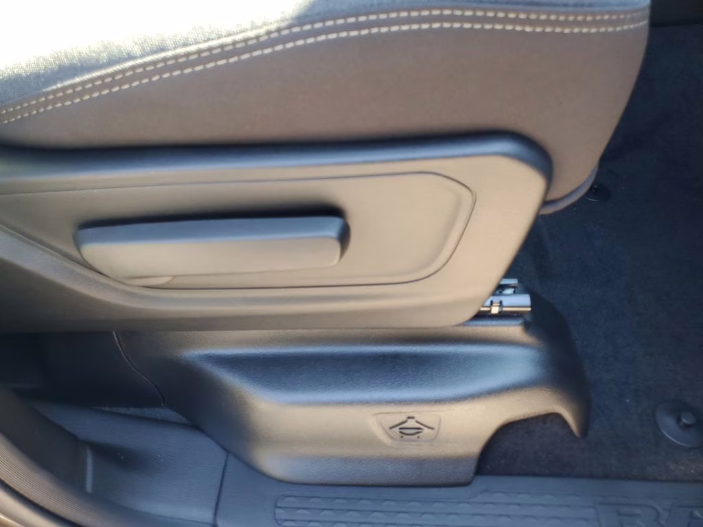 2026 Granite Crystal Metallic Clearcoat Ram 1500 Big Horn/Lone Star 4X4 Truck