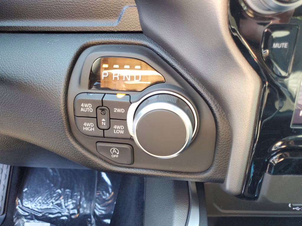 2026 Granite Crystal Metallic Clearcoat Ram 1500 Big Horn/Lone Star 4X4 Truck