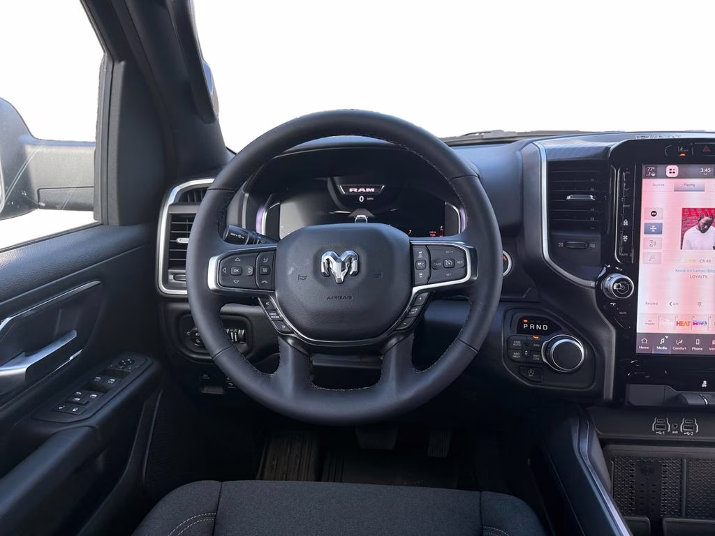 2025 Diamond Black Crystal Pearlcoat Ram 1500 Big Horn/Lone Star 4X4 Truck