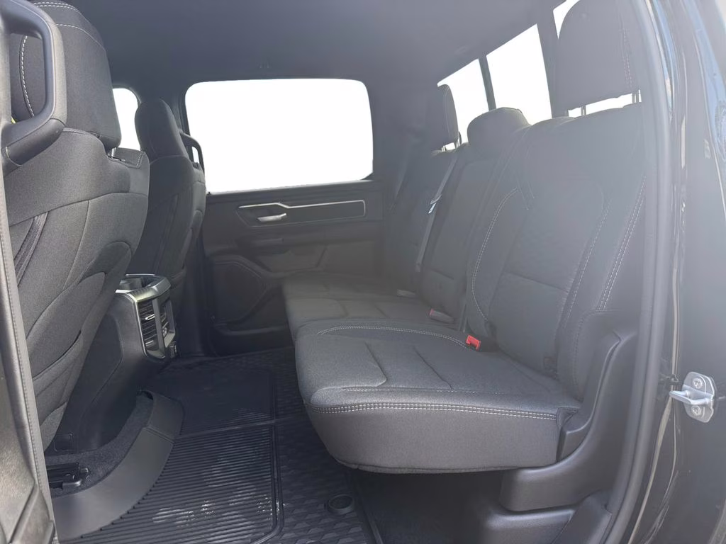 2025 Diamond Black Crystal Pearlcoat Ram 1500 Big Horn/Lone Star 4X4 Truck