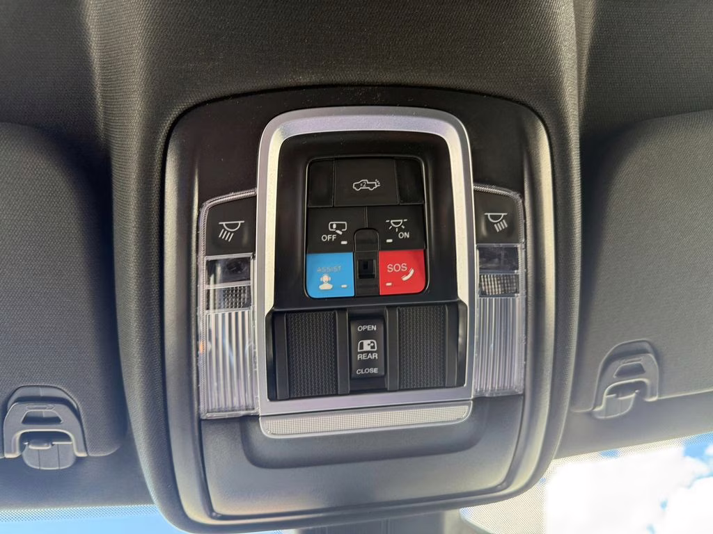 2026 Diamond Black Crystal Pearlcoat Ram 1500 Big Horn/Lone Star 4X4 Truck