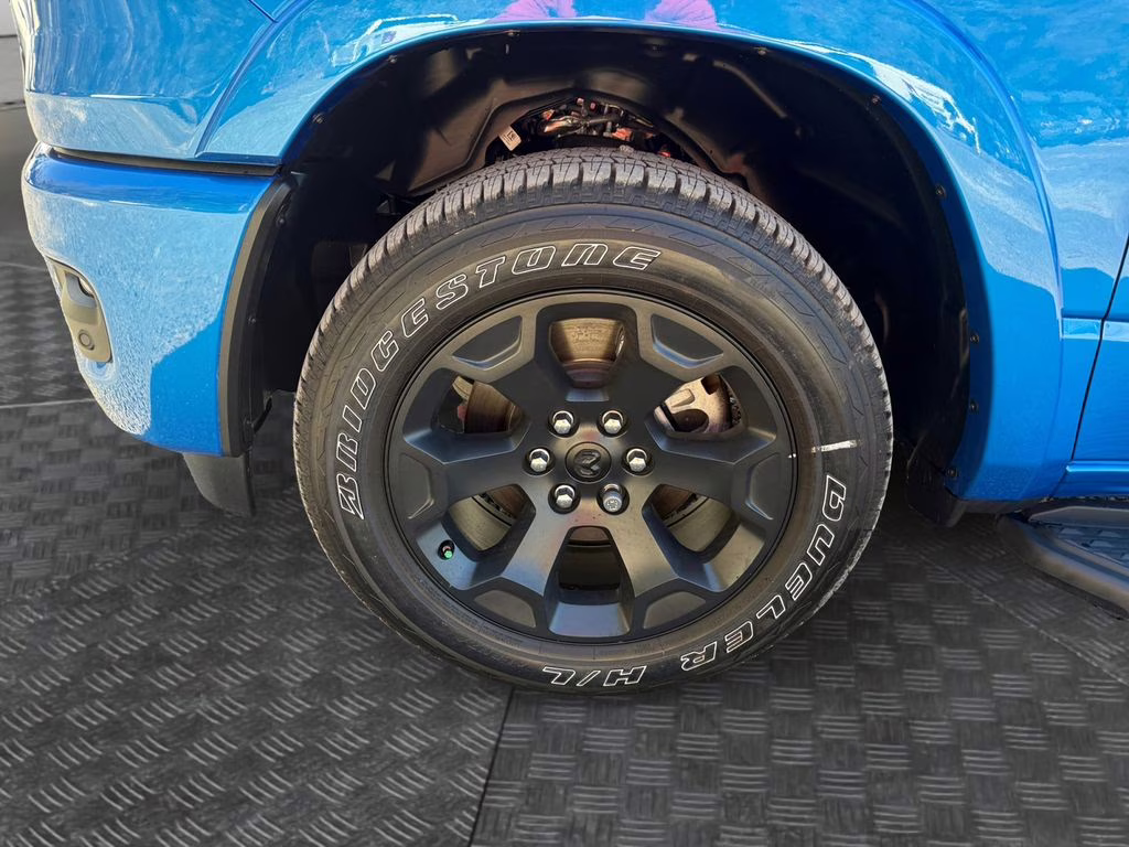 2025 Hydro Blue Pearlcoat Ram 1500 Big Horn/Lone Star 4X4 Truck