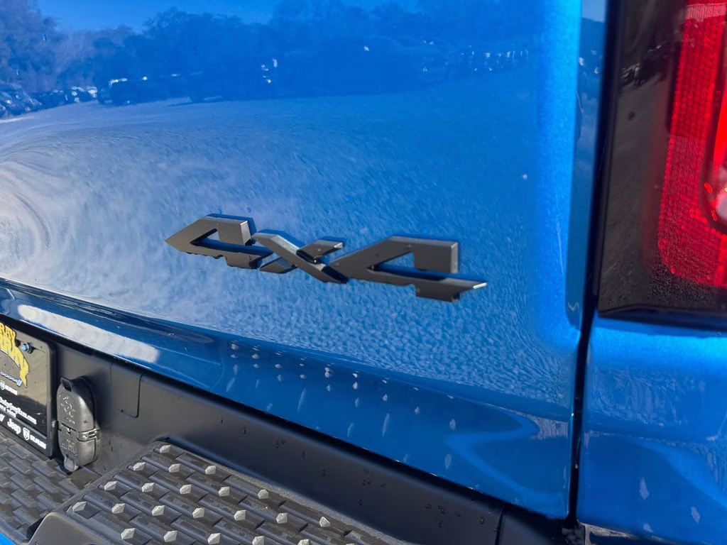 2025 Hydro Blue Pearlcoat Ram 1500 Big Horn/Lone Star 4X4 Truck