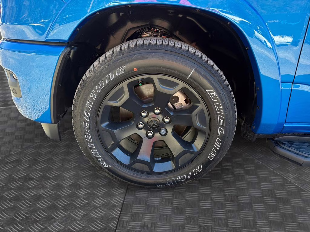 2025 Hydro Blue Pearlcoat Ram 1500 Big Horn/Lone Star 4X4 Truck