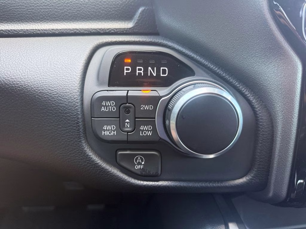 2025 Hydro Blue Pearlcoat Ram 1500 Big Horn/Lone Star 4X4 Truck