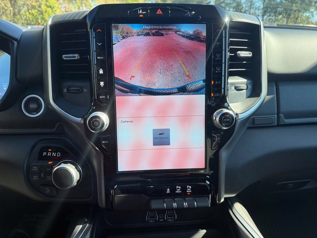 2025 Hydro Blue Pearlcoat Ram 1500 Big Horn/Lone Star 4X4 Truck