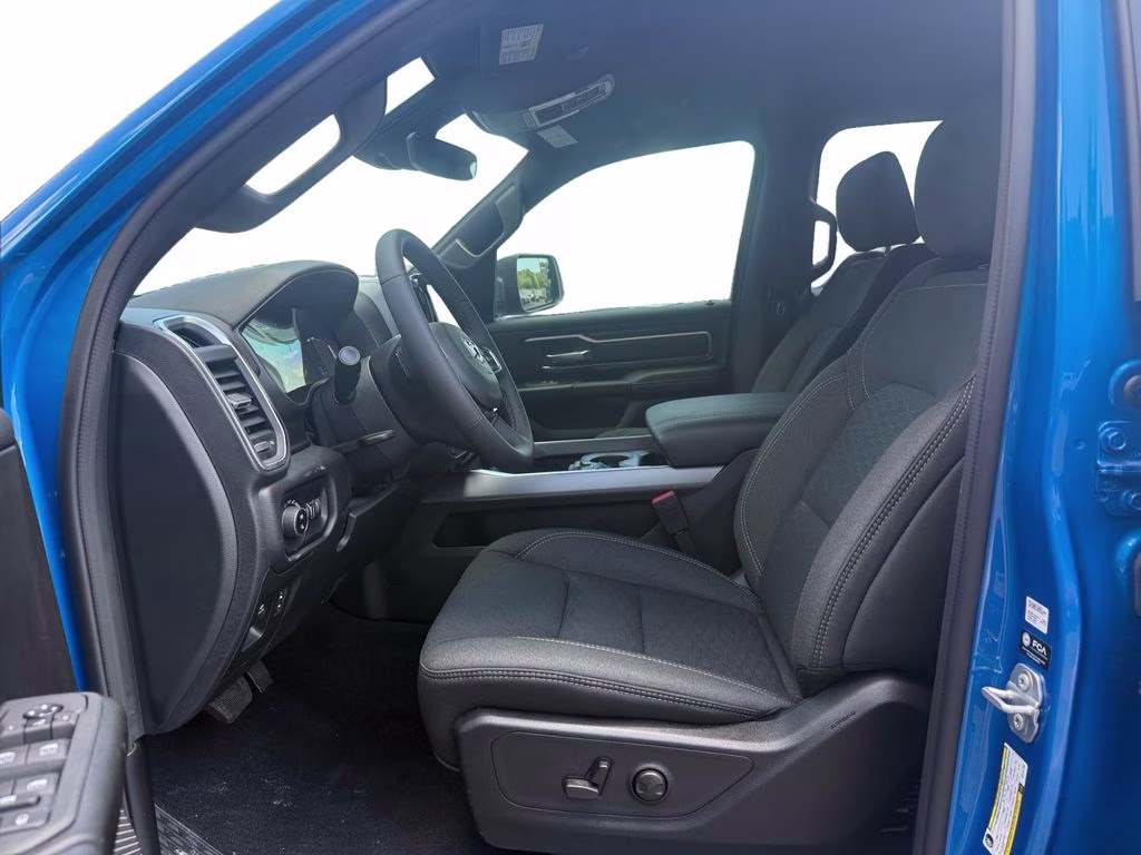 2025 Hydro Blue Pearlcoat Ram 1500 Big Horn/Lone Star 4X4 Truck