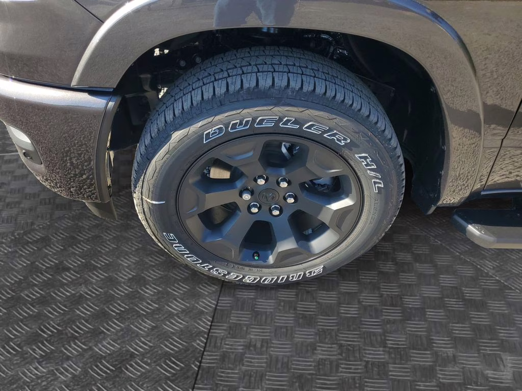 2026 Granite Crystal Metallic Clearcoat Ram 1500 Big Horn/Lone Star 4X4 Truck