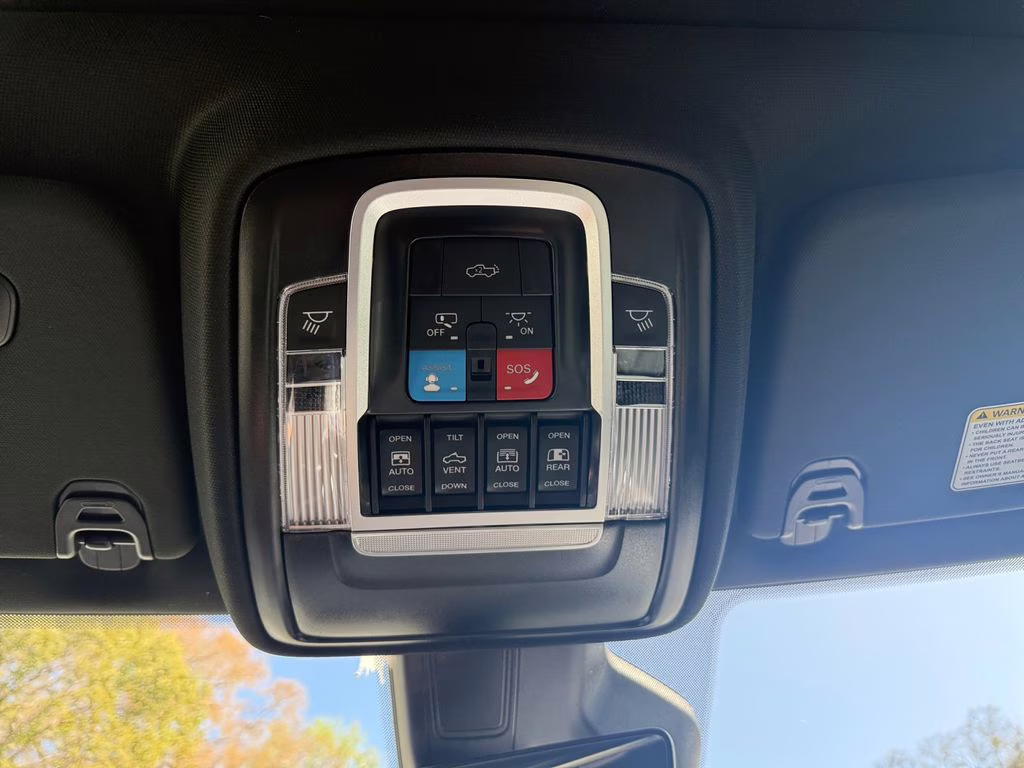 2026 Canyon Lake Ram 1500 Big Horn/Lone Star 4X4 Truck