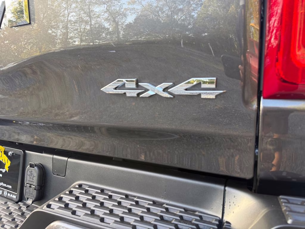 2026 Granite Crystal Metallic Clearcoat Ram 1500 Big Horn/Lone Star 4X4 Truck