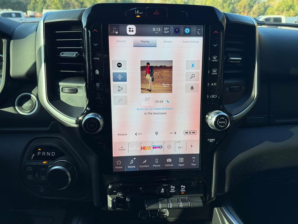 2026 Granite Crystal Metallic Clearcoat Ram 1500 Big Horn/Lone Star 4X4 Truck