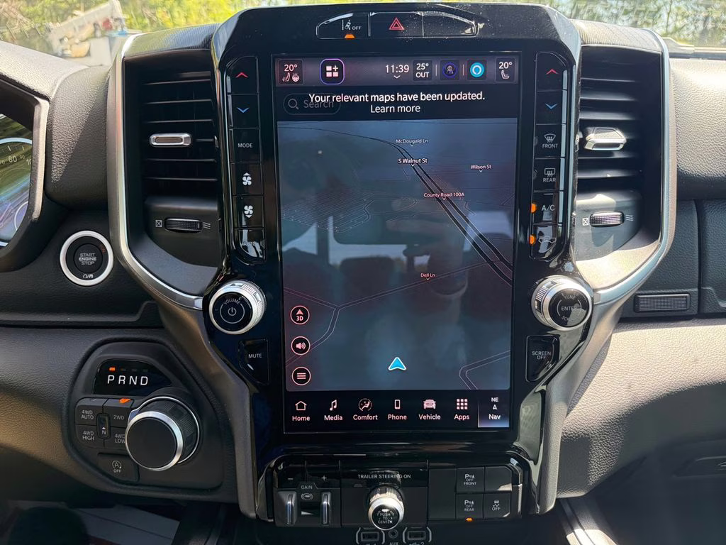 2026 Diamond Black Crystal Pearlcoat Ram 1500 Big Horn/Lone Star 4X4 Truck