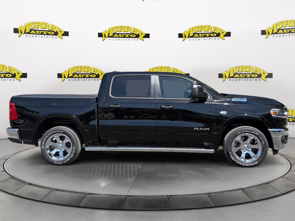 2026 Diamond Black Crystal Pearlcoat Ram 1500 Big Horn/Lone Star 4X4 Truck