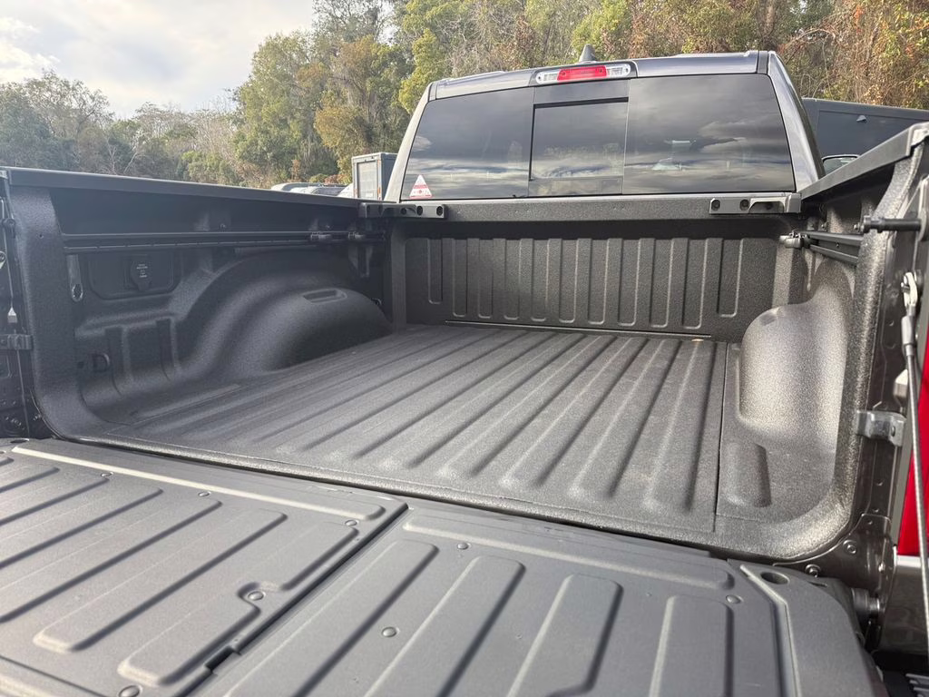 2026 Granite Crystal Metallic Clearcoat Ram 1500 Big Horn/Lone Star 4X4 Truck