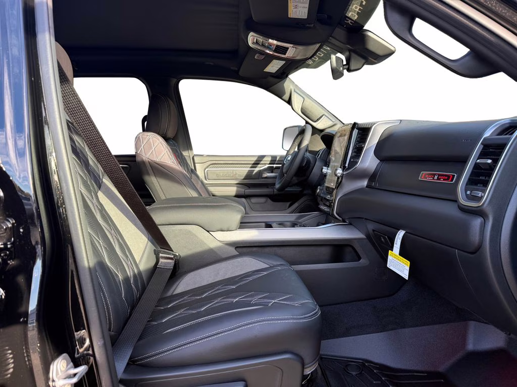 2026 Diamond Black Crystal Pearlcoat Ram 1500 Big Horn/Lone Star 4X4 Truck