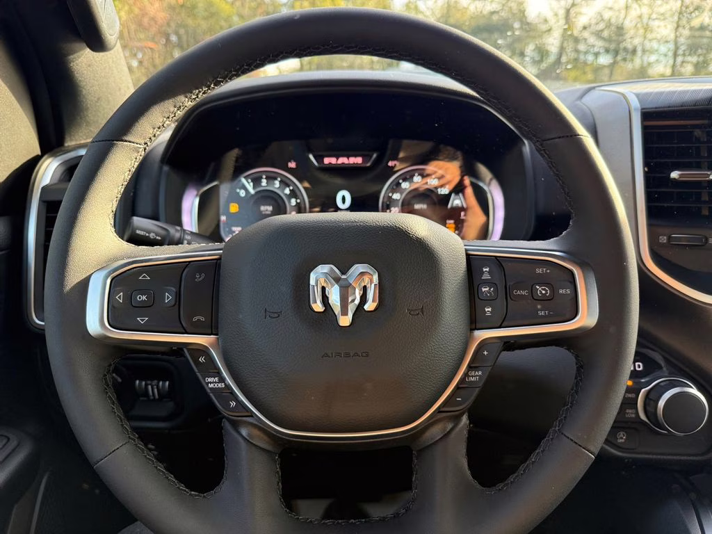 2026 Diamond Black Crystal Pearlcoat Ram 1500 Big Horn/Lone Star 4X4 Truck