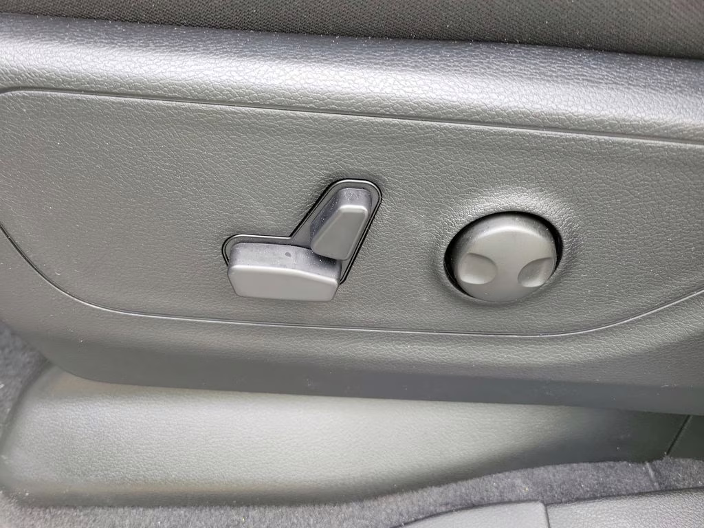 2026 Bright White Clearcoat Ram 1500 Big Horn/Lone Star 4X4 Truck