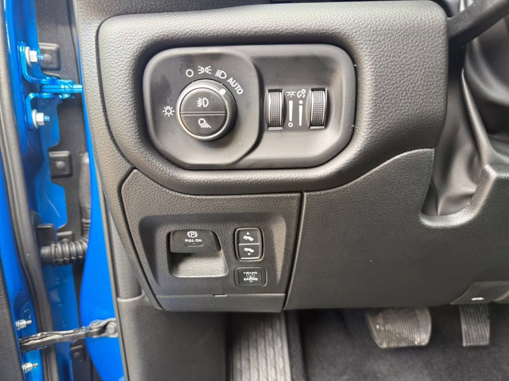 2026 Hydro Blue Pearlcoat Ram 1500 Big Horn/Lone Star 4X4 Truck