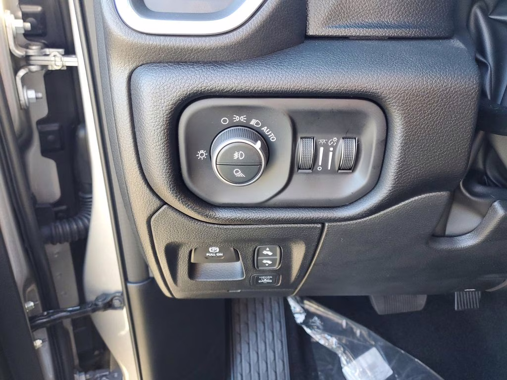 2026 Billet Silver Metallic Clearcoat Ram 1500 Big Horn/Lone Star 4X4 Truck