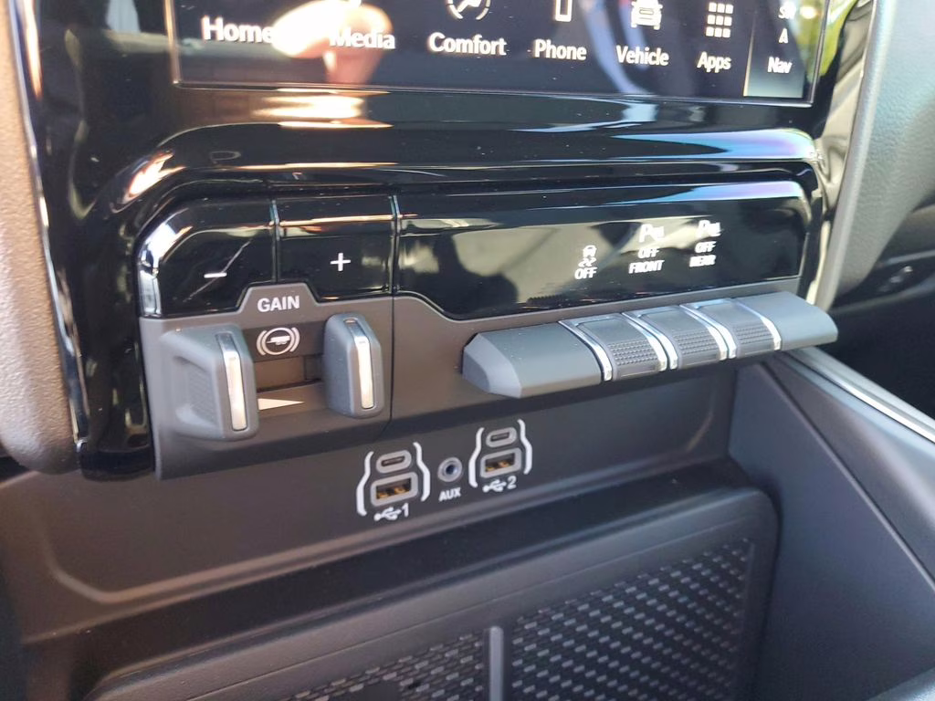 2026 Billet Silver Metallic Clearcoat Ram 1500 Big Horn/Lone Star 4X4 Truck