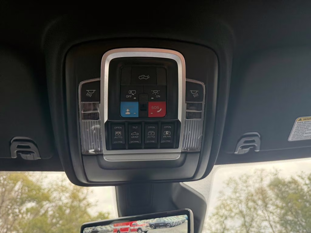 2026 Diamond Black Crystal Pearlcoat Ram 1500 Limited 4X4 Truck