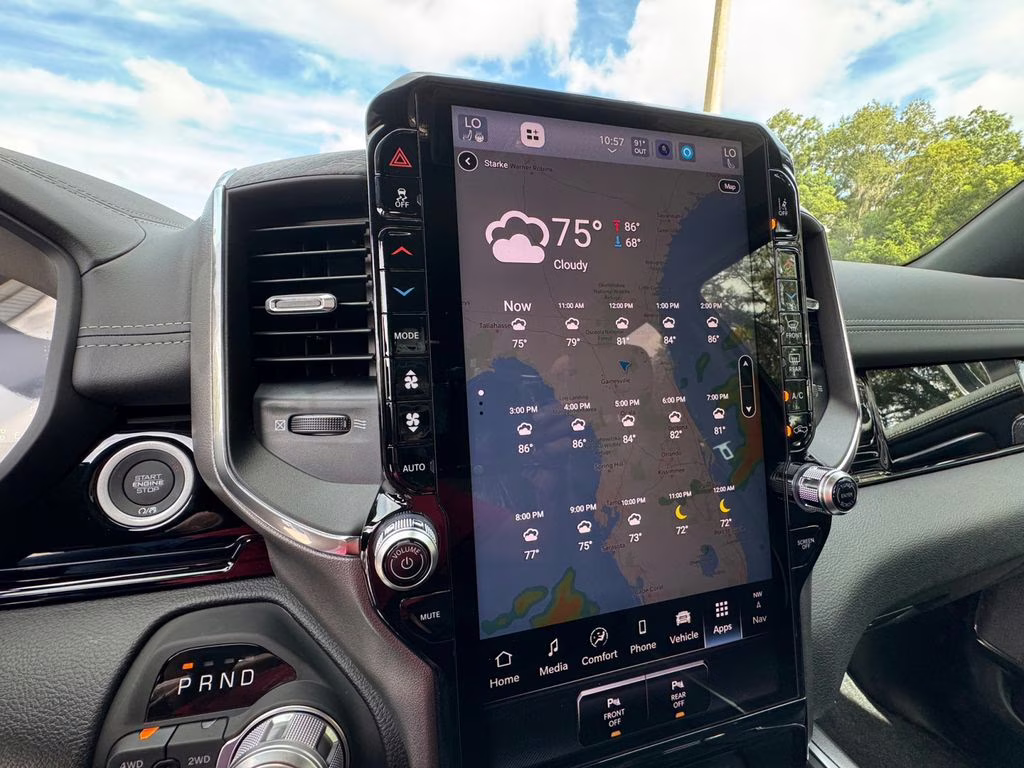 2026 Ivory White Tri-Coat Pearlcoat Ram 1500 Laramie 4X4 Truck