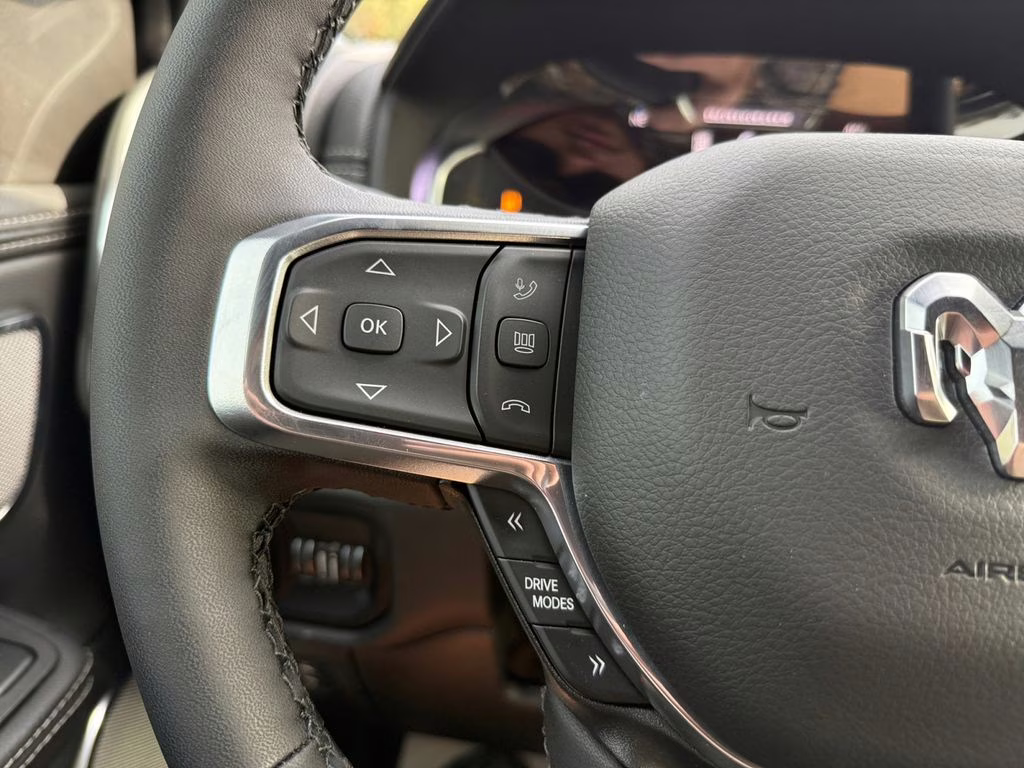 2026 Diamond Black Crystal Pearlcoat Ram 1500 Laramie 4X4 Truck