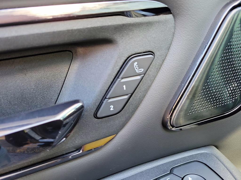 2026 Diamond Black Crystal Pearlcoat Ram 1500 Limited 4X4 Truck