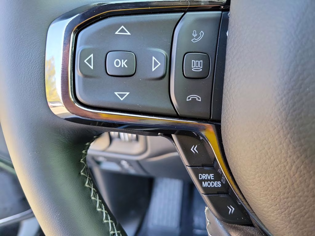 2026 Diamond Black Crystal Pearlcoat Ram 1500 Limited 4X4 Truck