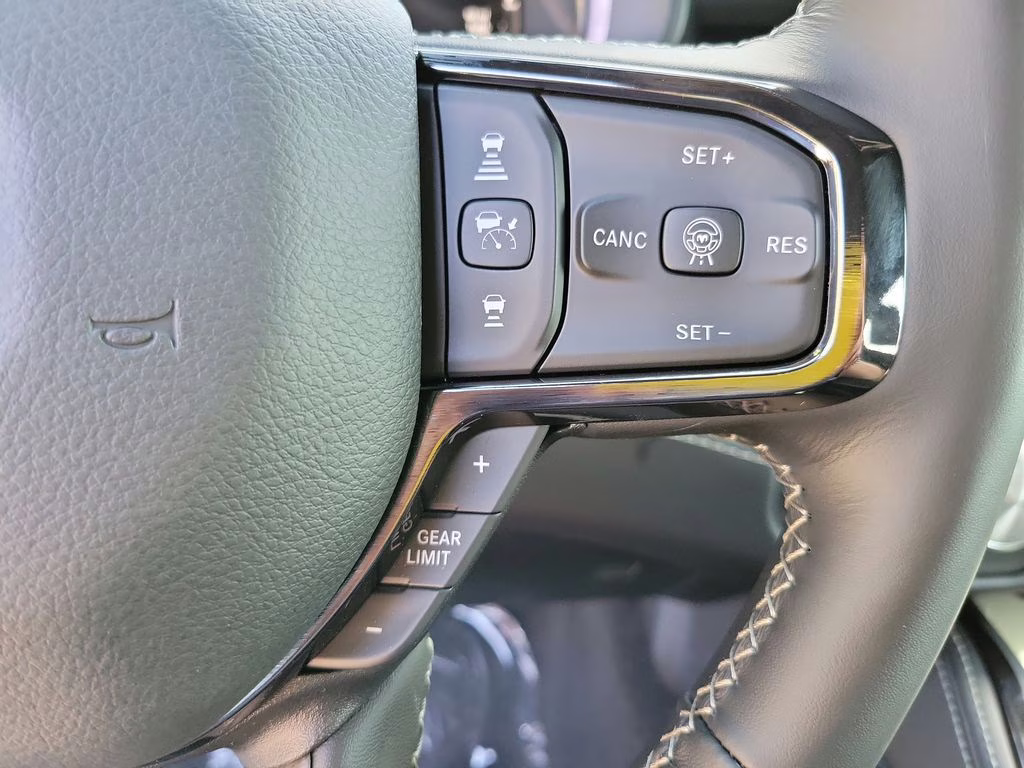 2026 Diamond Black Crystal Pearlcoat Ram 1500 Limited 4X4 Truck