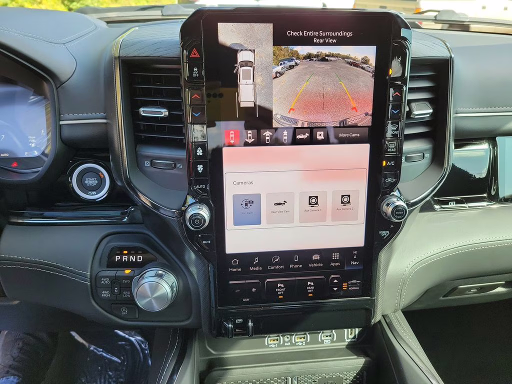 2026 Diamond Black Crystal Pearlcoat Ram 1500 Limited 4X4 Truck