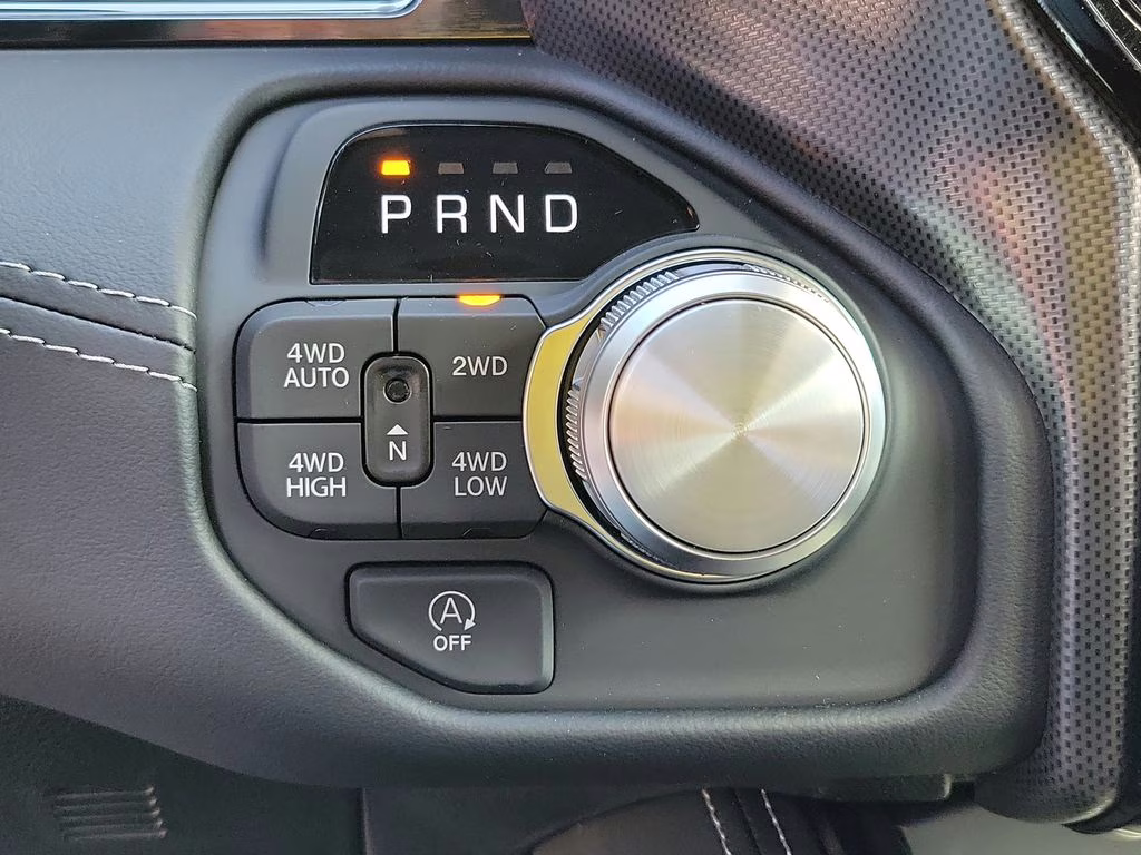 2026 Diamond Black Crystal Pearlcoat Ram 1500 Limited 4X4 Truck