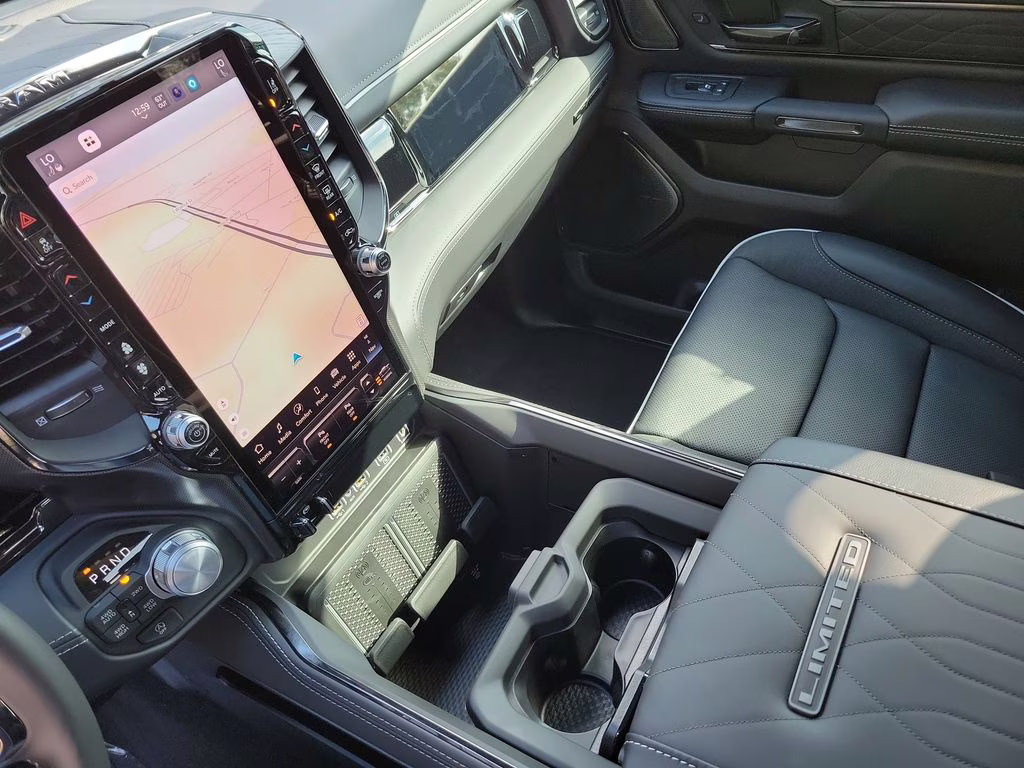 2026 Diamond Black Crystal Pearlcoat Ram 1500 Limited 4X4 Truck