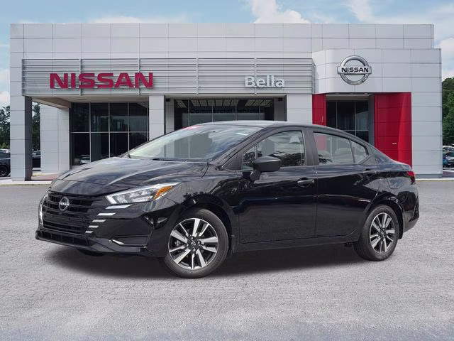 2025 Nissan Versa 1.6 S CVT's photo
