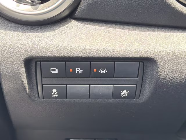 2025 Super Black Metallic Nissan Versa 1.6 S FWD Sedan