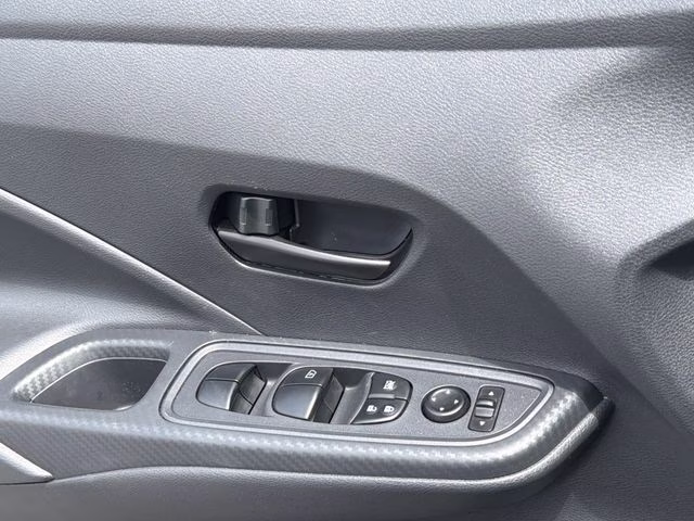2025 Super Black Metallic Nissan Versa 1.6 S FWD Sedan