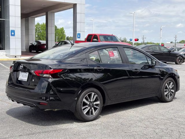 2025 Super Black Metallic Nissan Versa 1.6 S FWD Sedan
