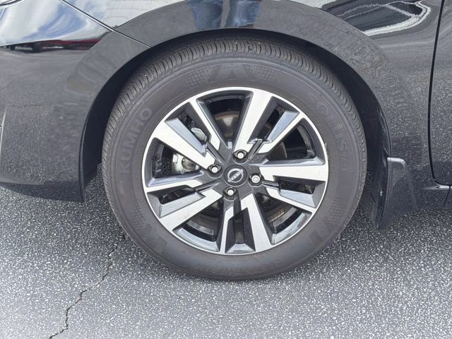 2025 Super Black Metallic Nissan Versa 1.6 S FWD Sedan