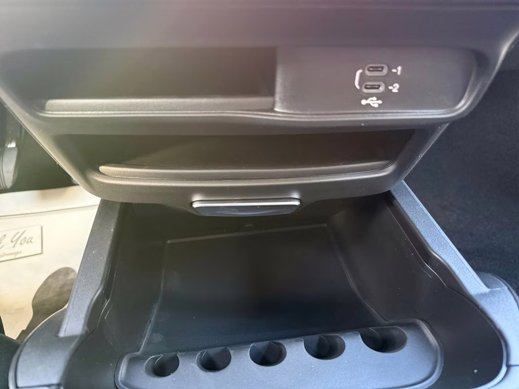 2026 Bright White Clearcoat Chrysler Pacifica Select FWD Van