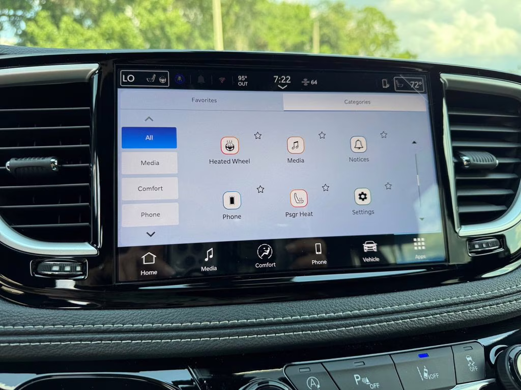 2026 Bright White Clearcoat Chrysler Pacifica Select FWD Van