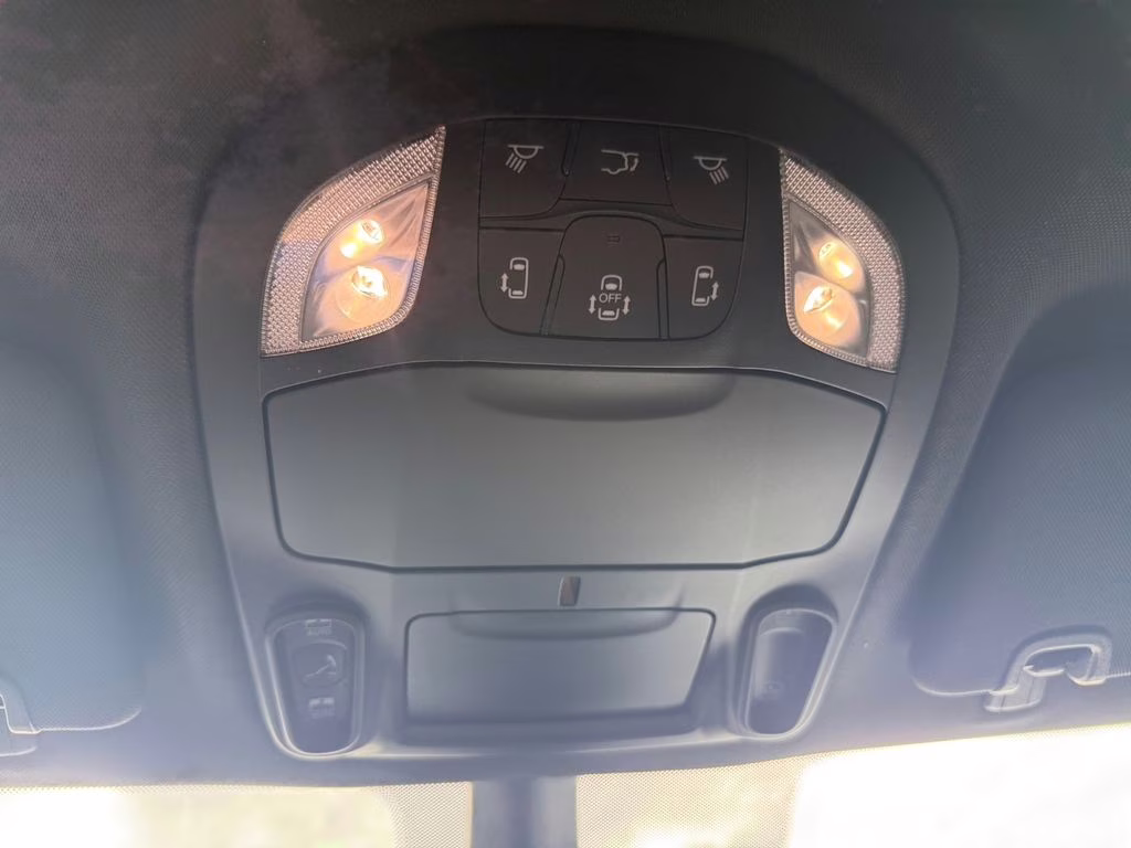 2026 Bright White Clearcoat Chrysler Pacifica Select FWD Van