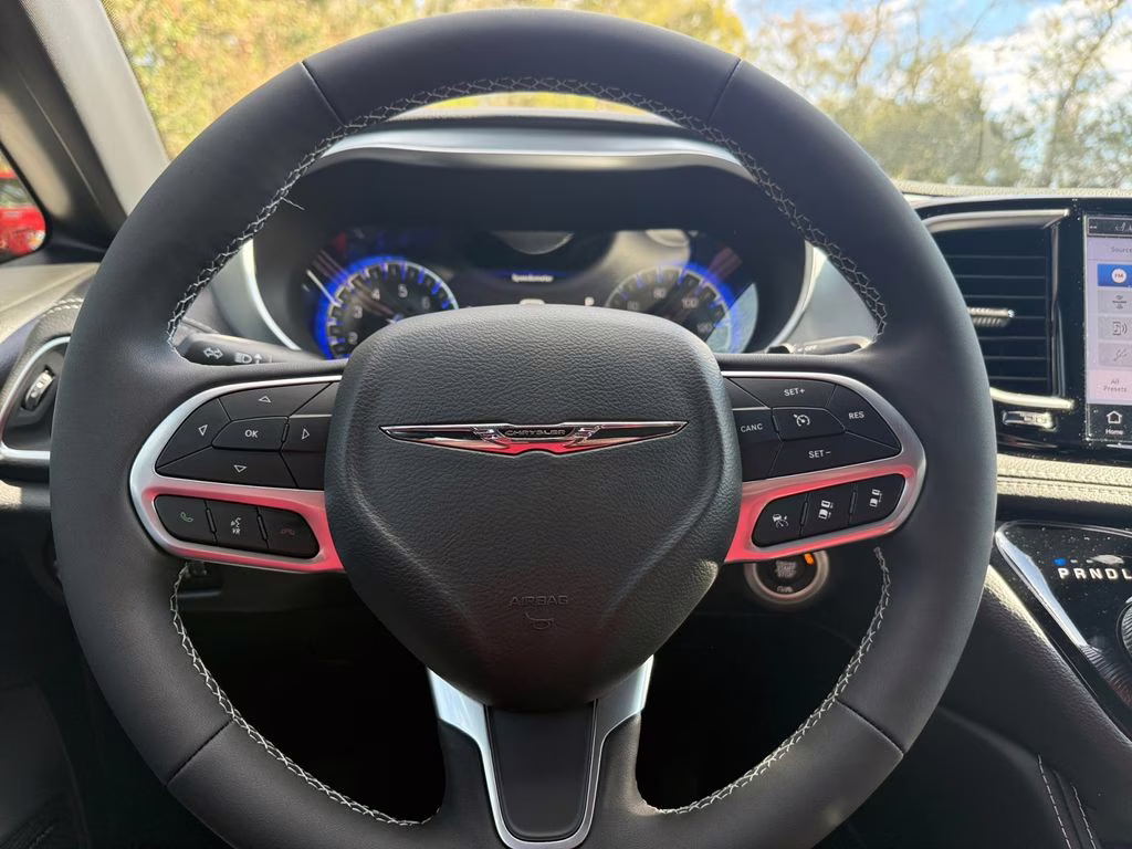 2026 Silver Mist Clearcoat Chrysler Pacifica Limited FWD Van