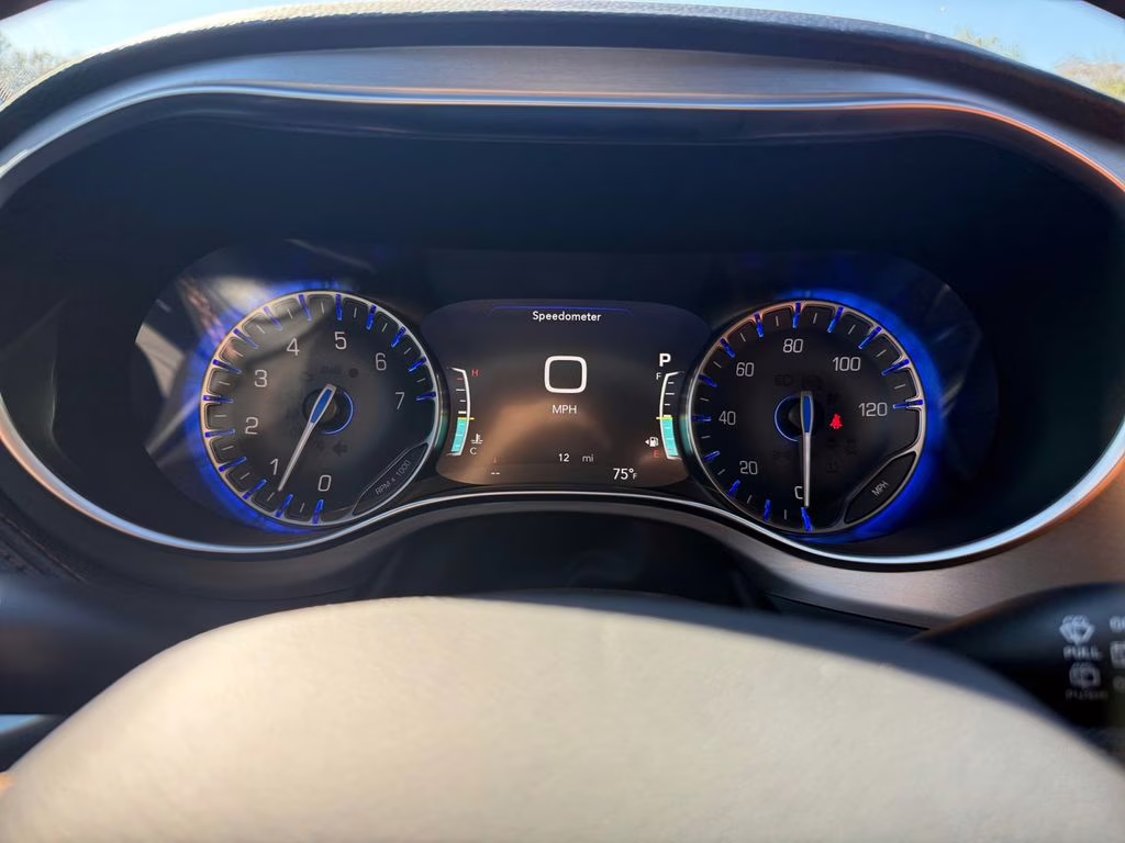 2026 Bright White Clearcoat Chrysler Pacifica Pinnacle FWD Van