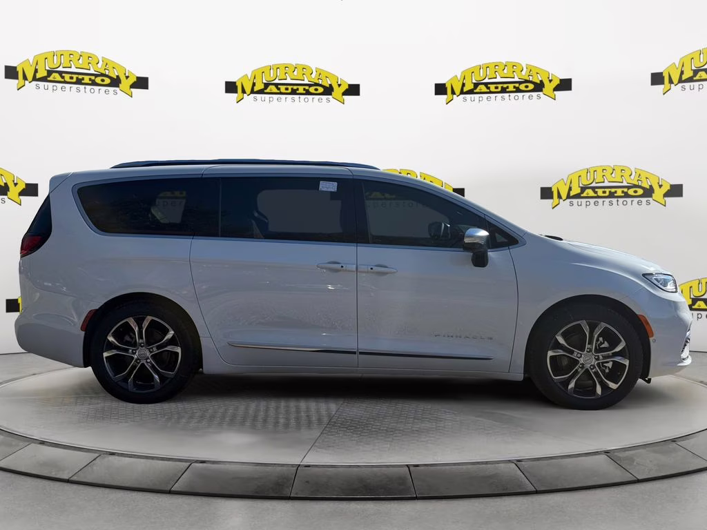 2026 Bright White Clearcoat Chrysler Pacifica Pinnacle FWD Van