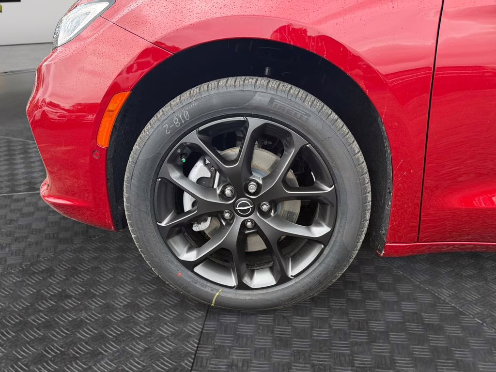 2026 Red Hot Pearlcoat Chrysler Pacifica Select AWD Van