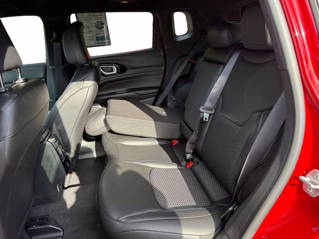 2026 Red Hot Pearlcoat Jeep Compass Latitude 4X4 SUV