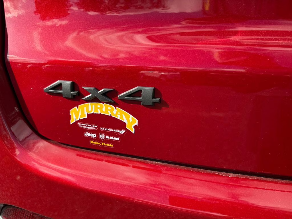 2026 Red Hot Pearlcoat Jeep Compass Latitude 4X4 SUV