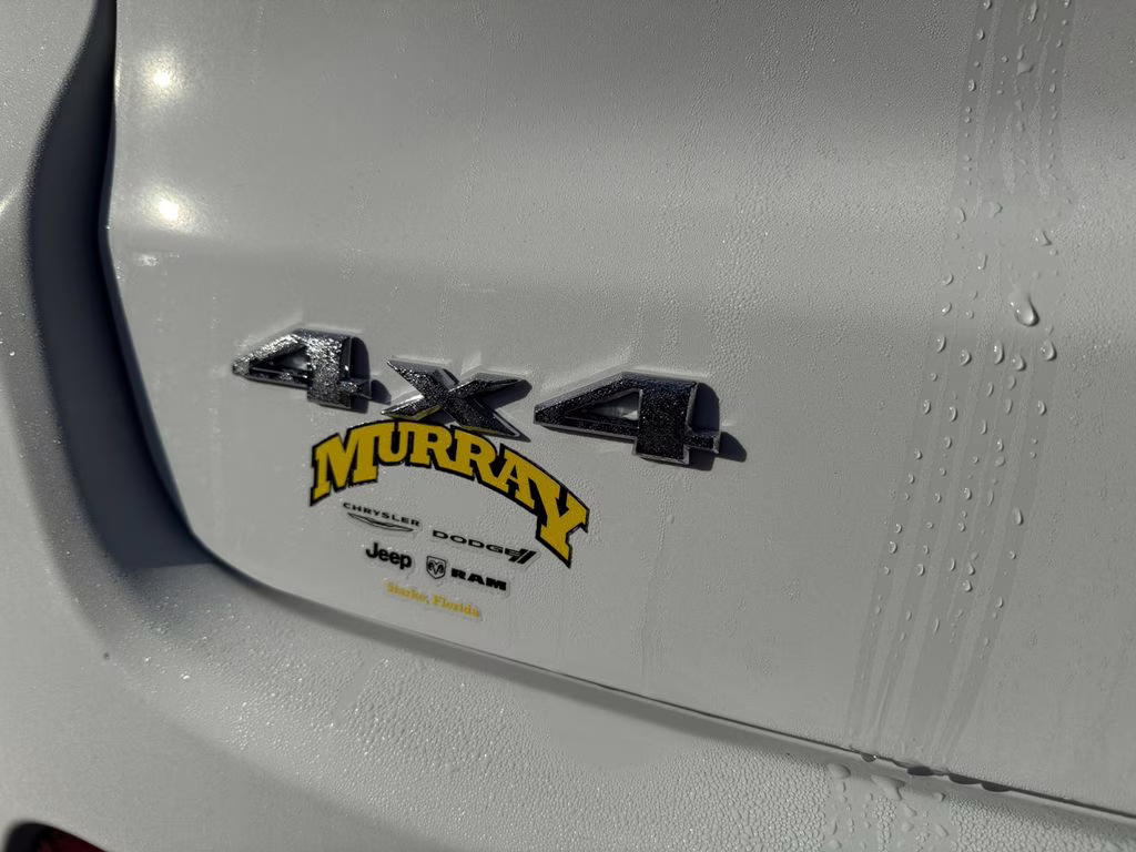 2026 Bright White Clearcoat Jeep Compass Latitude 4X4 SUV