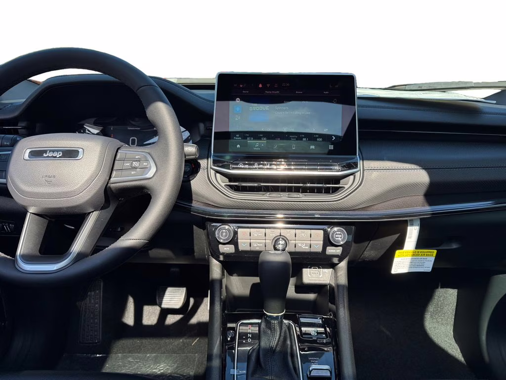 2025 Hydro Blue Pearlcoat Jeep Compass Latitude 4X4 SUV