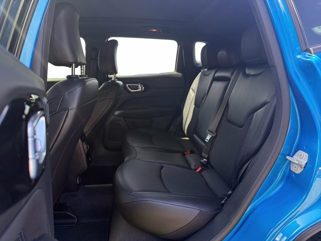 2025 Hydro Blue Pearlcoat Jeep Compass Latitude 4X4 SUV